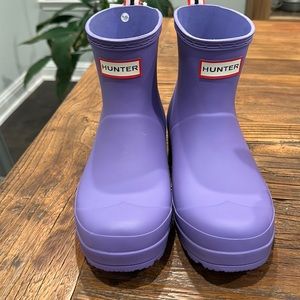 Hunter Play Boots in Purple-NWOT